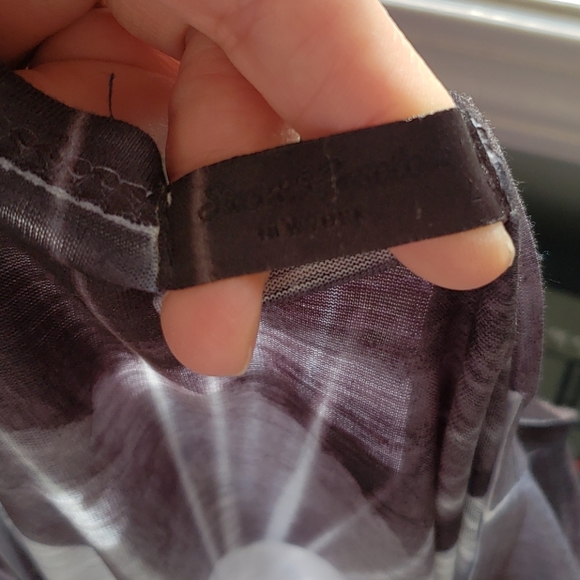 Shirt - Picture 5 of 6